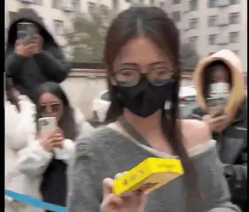 香港娱乐吃瓜爆料视频,揭秘幕后真相与幕后黑手 第1张 香港娱乐吃瓜爆料视频,揭秘幕后真相与幕后黑手 第1张